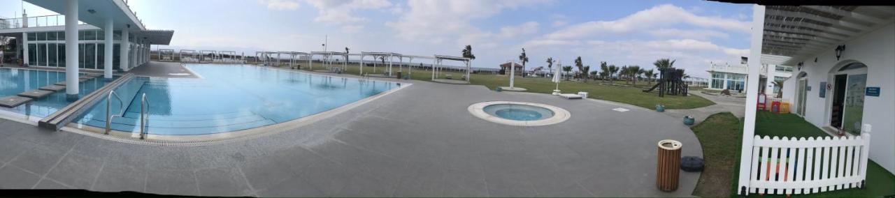 Aphrodite Beachfront Apartment Ghaziveran Buitenkant foto
